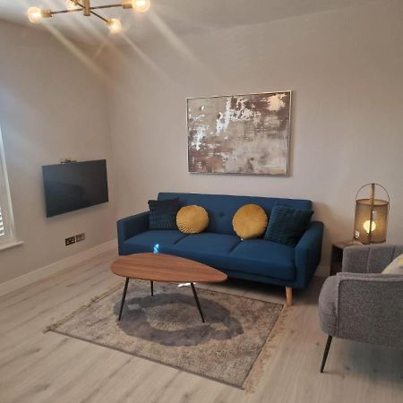 Collier'S Wood En-Suite Apartments Londra Dış mekan fotoğraf